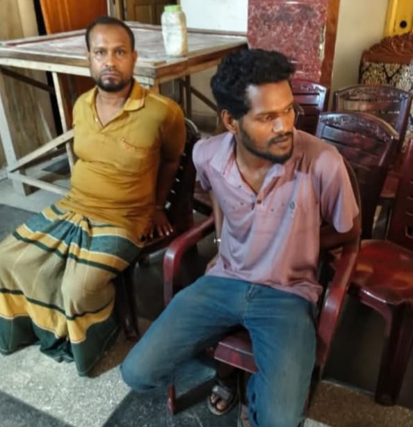 প্রাইভেটকারে অভিনব কৌশলে মা’দক পরিবহন, র‍্যাবের অভিযানে ২১১ বোতল উইন কোরেক্সসহ আটক ২