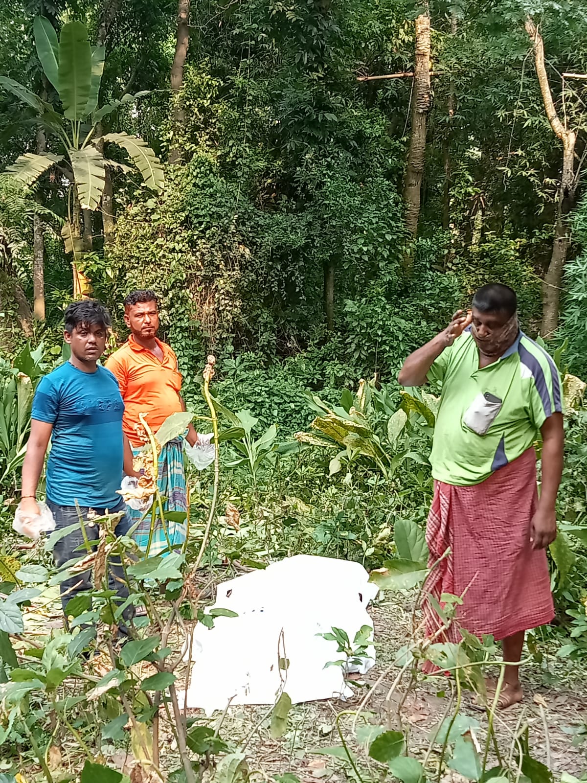 যশোরে এনজিওর কিস্তি পরিশোধে ব্যর্থ হয়ে এক ব্যাক্তির আত্মহত্যা।