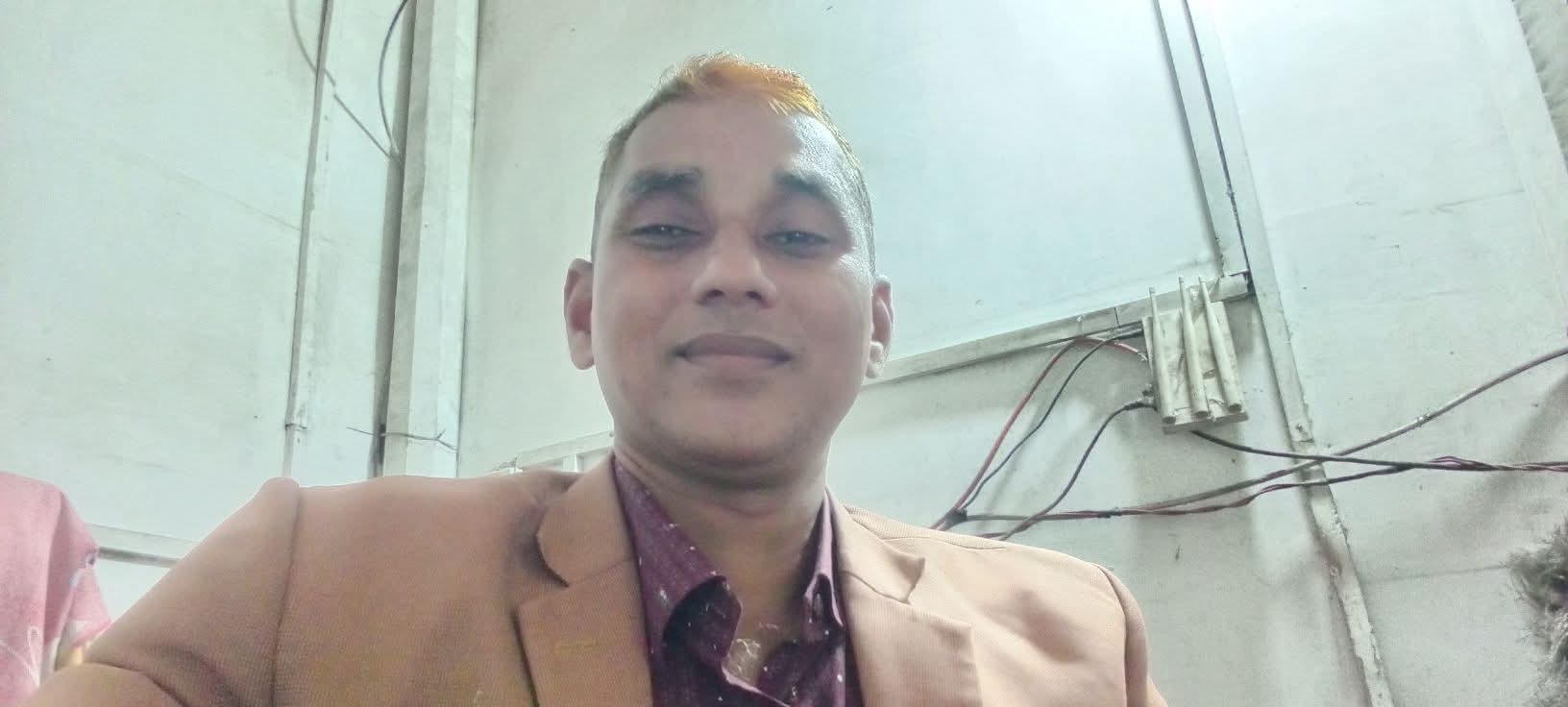ঠাকুর গাঁও জেলায় ঈদু-উল-আজহার শুভেচ্ছা জানিয়েছেন আকতারুল হক প্রধানঃ