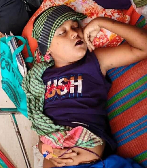 যশোর সদর উপজেলার জুবায়ের আহমেদ বাঁচতে চাই