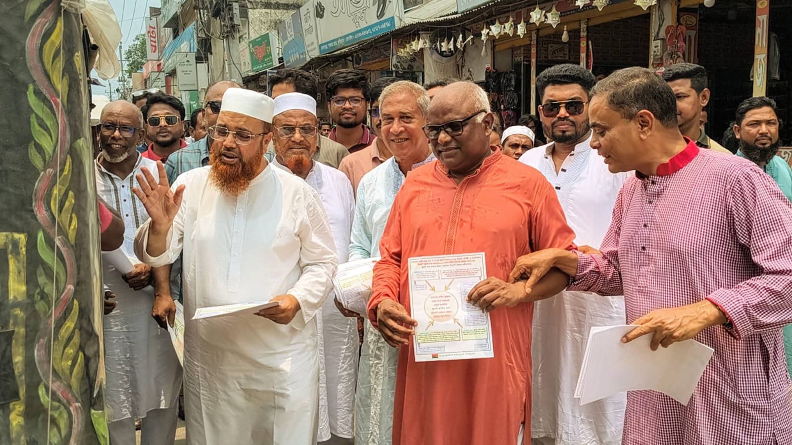 জুলাই সনদ নিয়ে অপপ্রচারের বিরুদ্ধে মাঠে বিএনপি: কুড়িগ্রামে ব্যাপক লিফলেট বিতরণ ও জনসচেতনতা কর্মসূচি