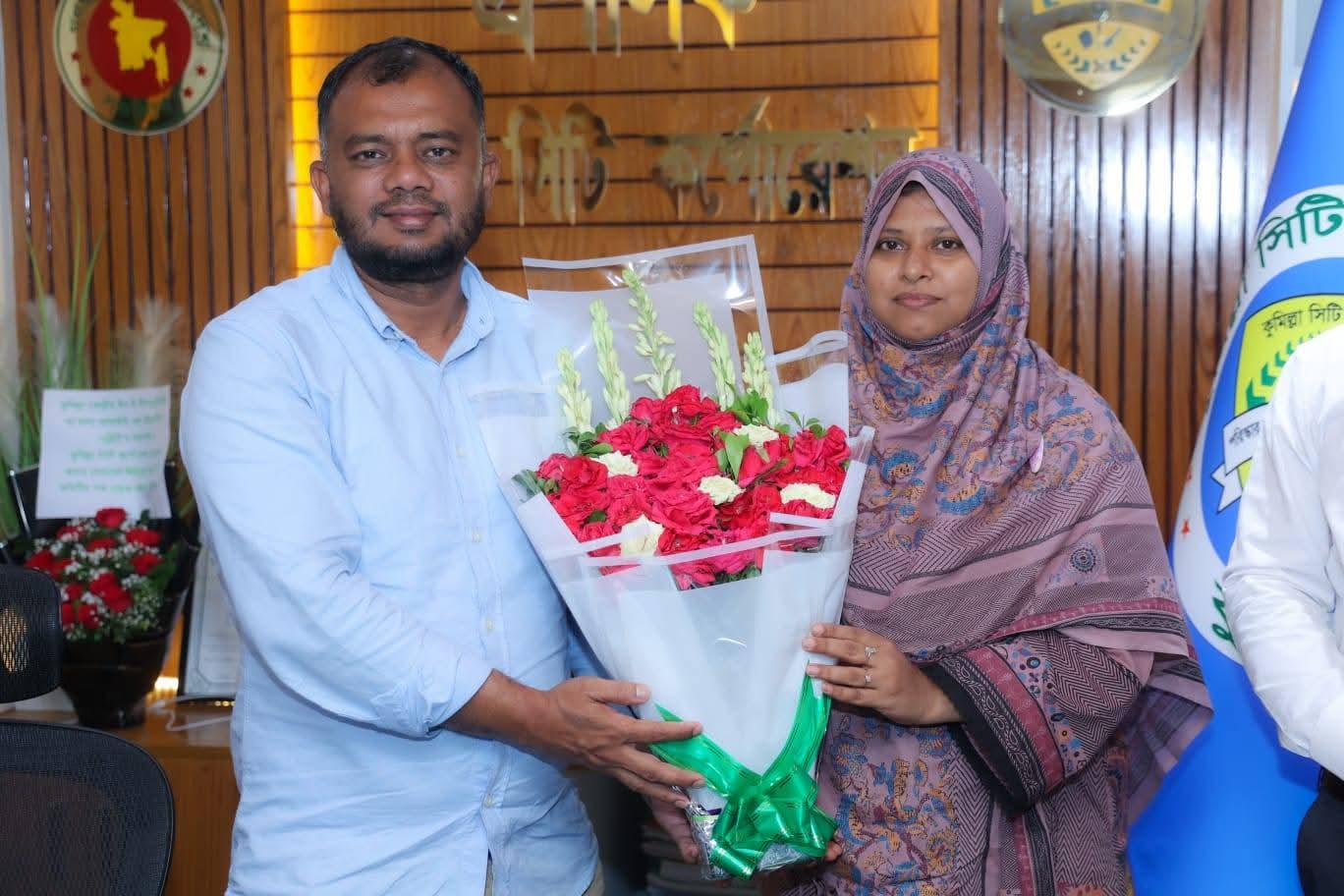 কুমিল্লা সিটি কর্পোরেশনে নবনিযুক্ত এক্সিকিউটিভ ম্যাজিস্ট্রেট জনাবা নাজিয়া হোসেন মহোদয় আনুষ্ঠানিকভাবে যোগদান করেছেন।
