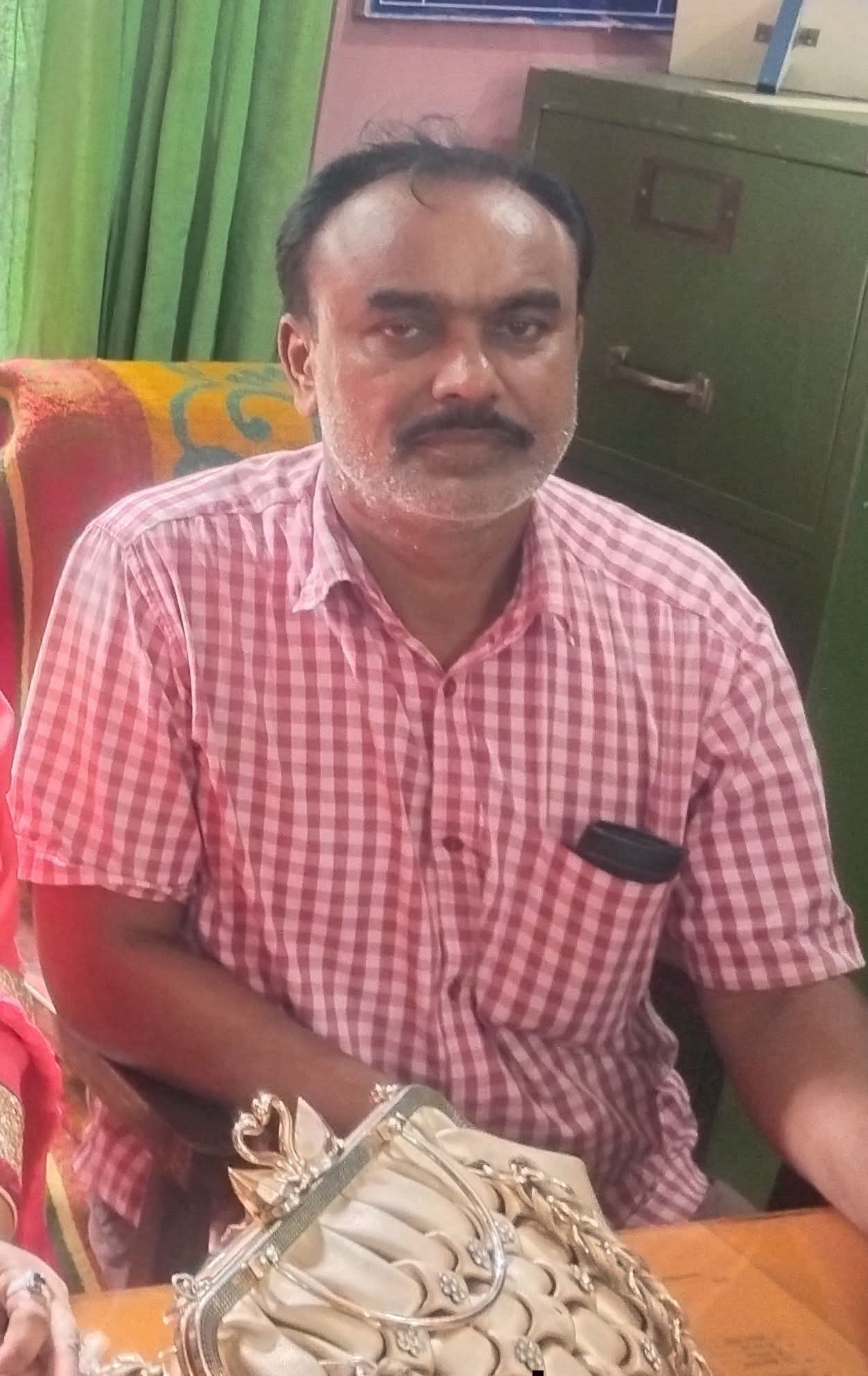 একটি শোক সংবাদ একটি শোক সংবাদ আমরা গভীর দুঃখের সাথে জানাচ্ছি যে