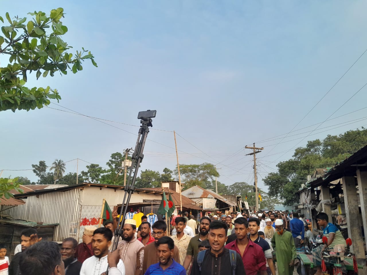 নড়াইলে ইউপি চেয়ারম্যানের উপর হামলার প্রতিবাদে বিক্ষোভ সমাবেশ