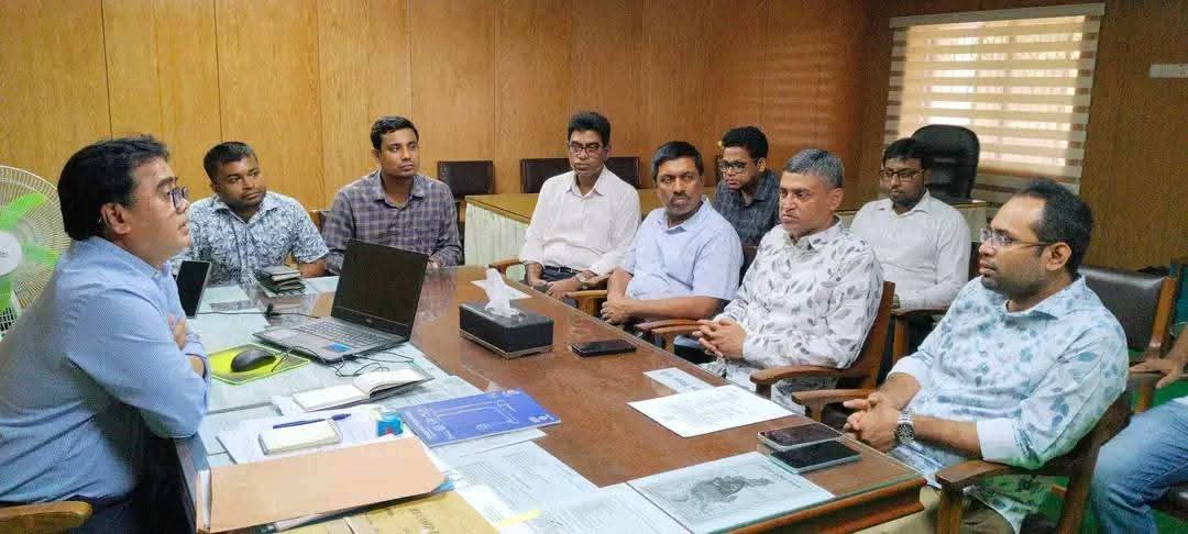কুমিল্লা উন্নয়ন কর্তৃপক্ষের অস্থায়ী কার্যালয় পরিদর্শনে নবনিযুক্ত চেয়ারম্যান উদবাতুল বারী আবু