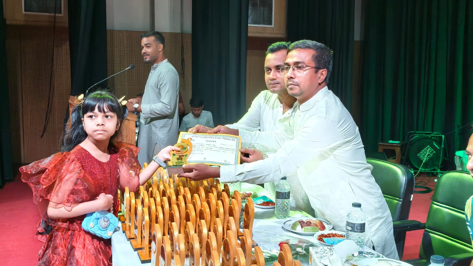 শেরপুরে রূপান্তর শিক্ষাবৃত্তি ও গণিত উৎসব-২০২৫-২৬, পুরস্কার বিতরণ ও সাংস্কৃতিক অনুষ্ঠান অনুষ্ঠিত