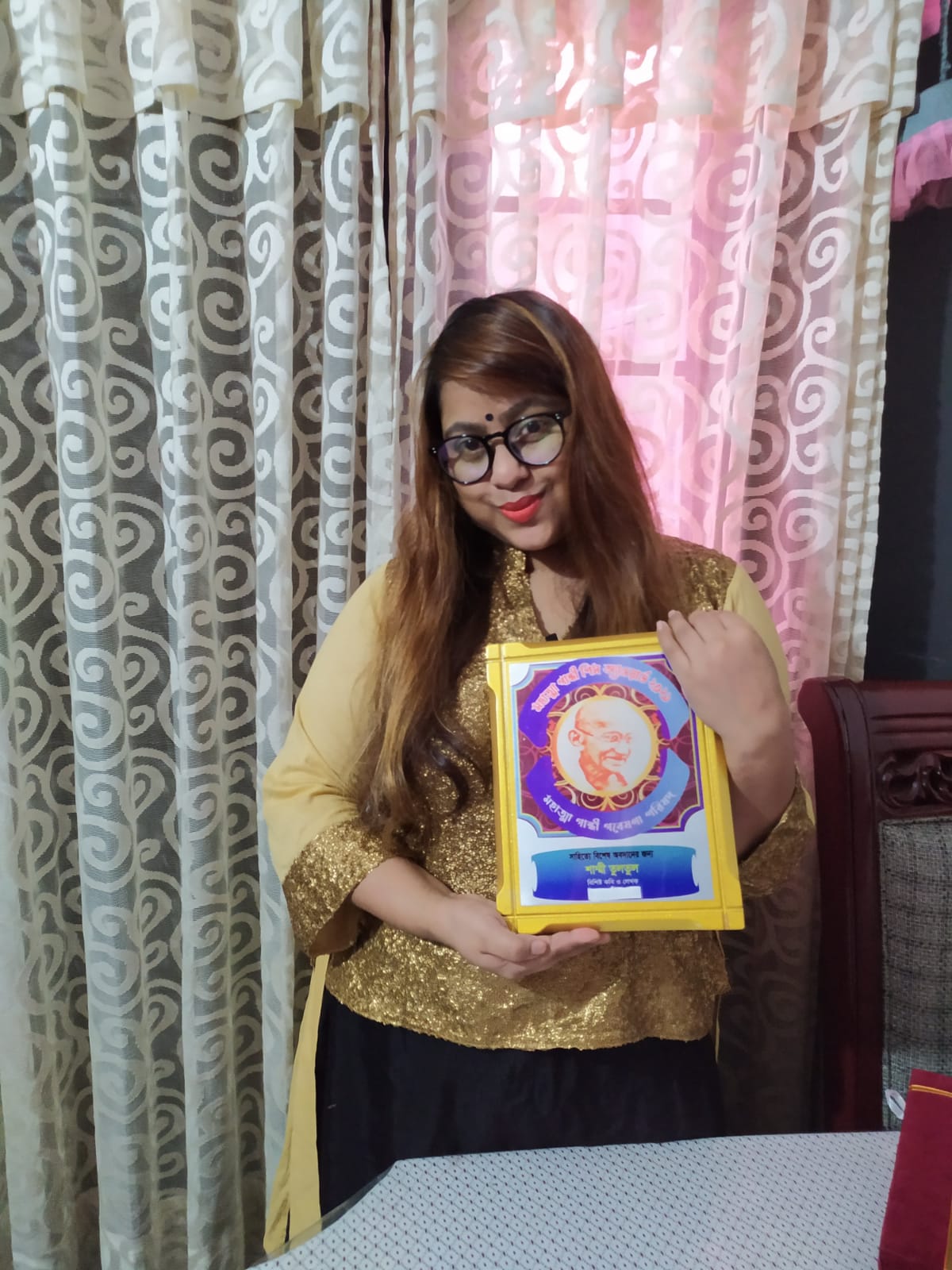 জনপ্রিয় লেখালেখি দিয়ে আন্তর্জাতিক অঙ্গনেও খ্যাতি ছড়াচ্ছেন তুলতুল।