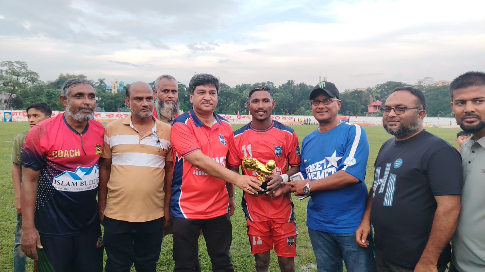 শহীদ জিয়াউর রহমান গোল্ড কাপ: ঠাকুরগাঁওকে হারিয়ে সেমিফাইনালে টঙ্গী ফুটবল একাডেমি