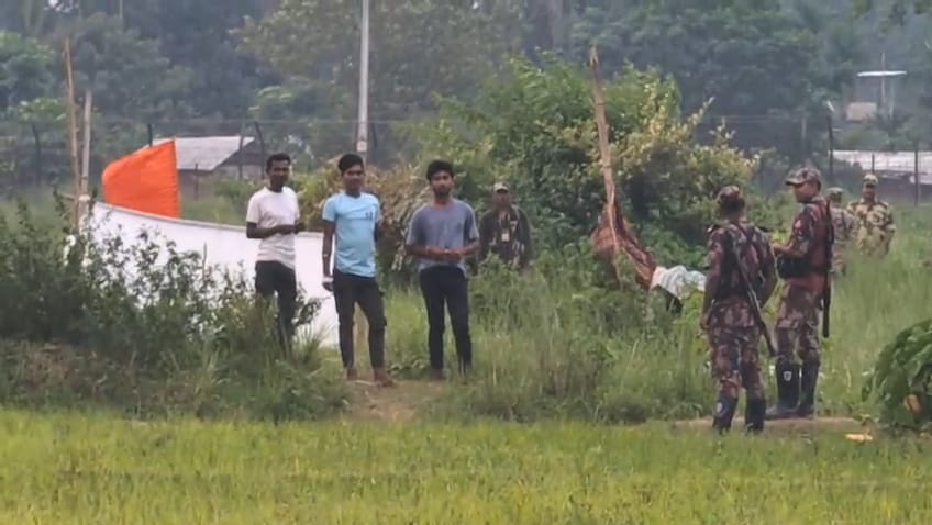 রৌমারী সীমান্তের শূন্যরেখা থেকে উধাও বিএসএফের পুশইন করা তিন যুবক