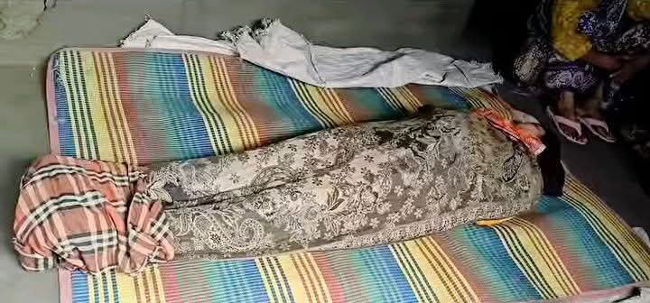 বাবার বাড়ির শয়নকক্ষে ঝুলছিল গৃহবধূর মরদেহ, বালিয়াডাঙ্গীতে রহস্যঘেরা মৃত্যু নিয়ে চাঞ্চল্য