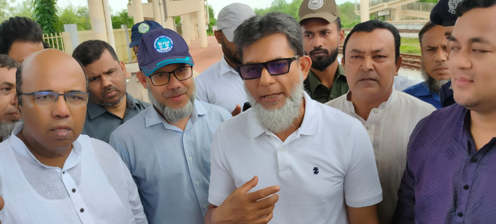 ইসলামাবাদ স্টেশনে দূরপাল্লার ট্রেনের যাত্রা বিরতির আশ্বাস দিলেন রেলপথ প্রতিমন্ত্রী