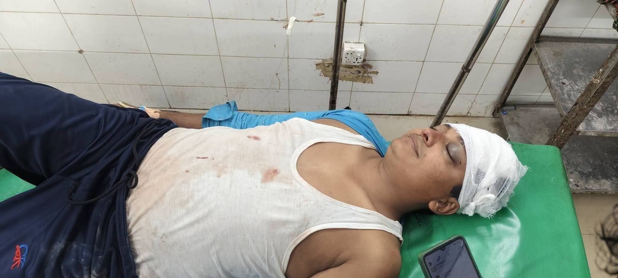 কুমিল্লায় আইনজীবীর ওপর হামলা: নিন্দা ও গ্রেপ্তারের দাবি