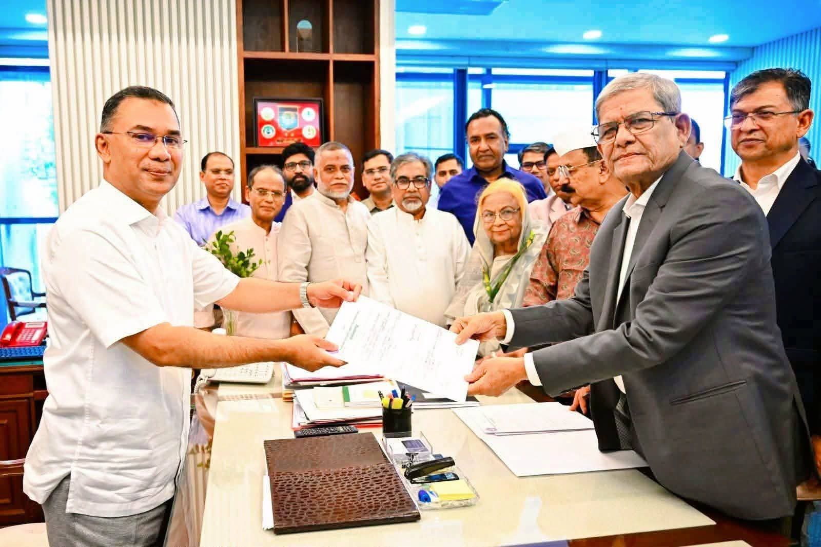 ঠাকুরগাঁও থেকে বঙ্গভবনে মির্জা ফখরুল ইসলাম আলমগীরঃ