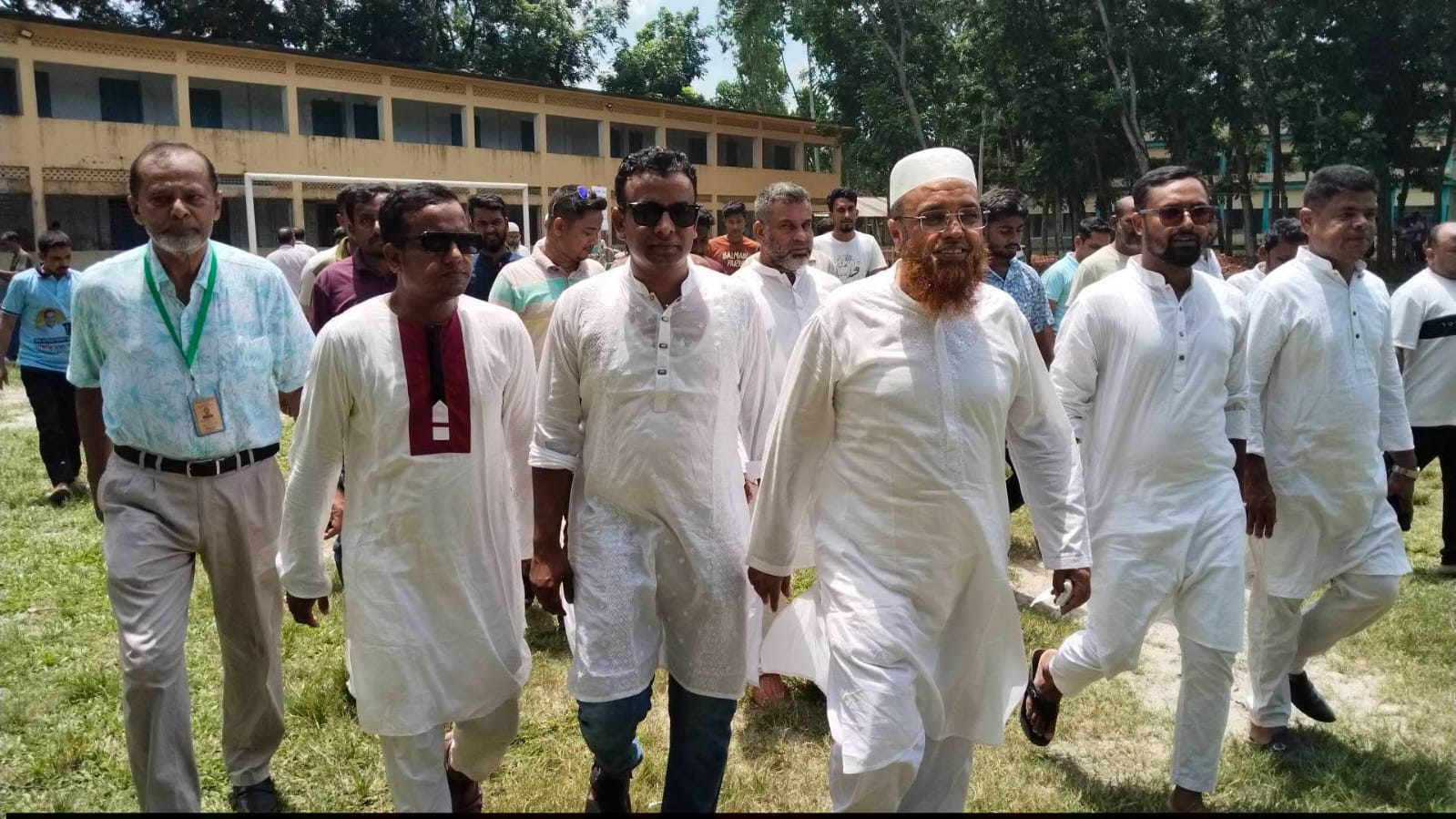 কুড়িগ্রাম জেলা বাস-মিনিবাস মোটর শ্রমিক ইউনিয়নের ত্রিবার্ষিক নির্বাচন অনুষ্ঠিত হচ্ছে