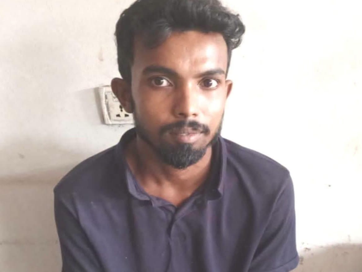 নওগাঁর মান্দায় প্রতিবন্ধী তরুণীকে ধর্ষণের মামলার পলাতক শাহীন গ্রেপ্তার