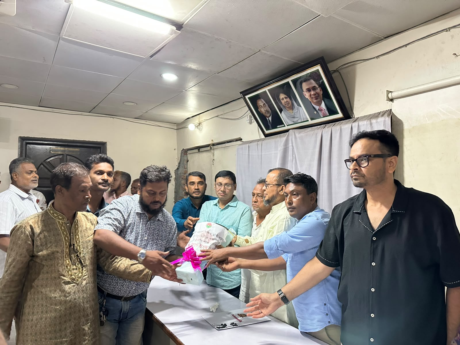 বাংলাদেশ জাতীয়তাবাদী তাতী দল, ঢাকা মহানগর দক্ষিণের আংশিক কমিটির পরিচিতি সভা আজ সুশৃঙ্খল, সৌহার্দ্যপূর্ণ ও উৎসবমুখর পরিবেশে অনুষ্ঠিত হয়েছে।