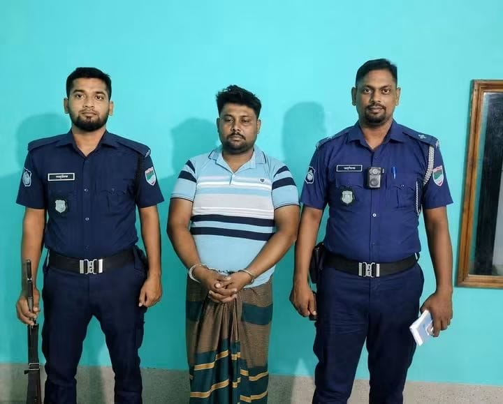 শিরোনাম:-পলাতক ৩বছরের সাজাপ্রাপ্ত আসামী