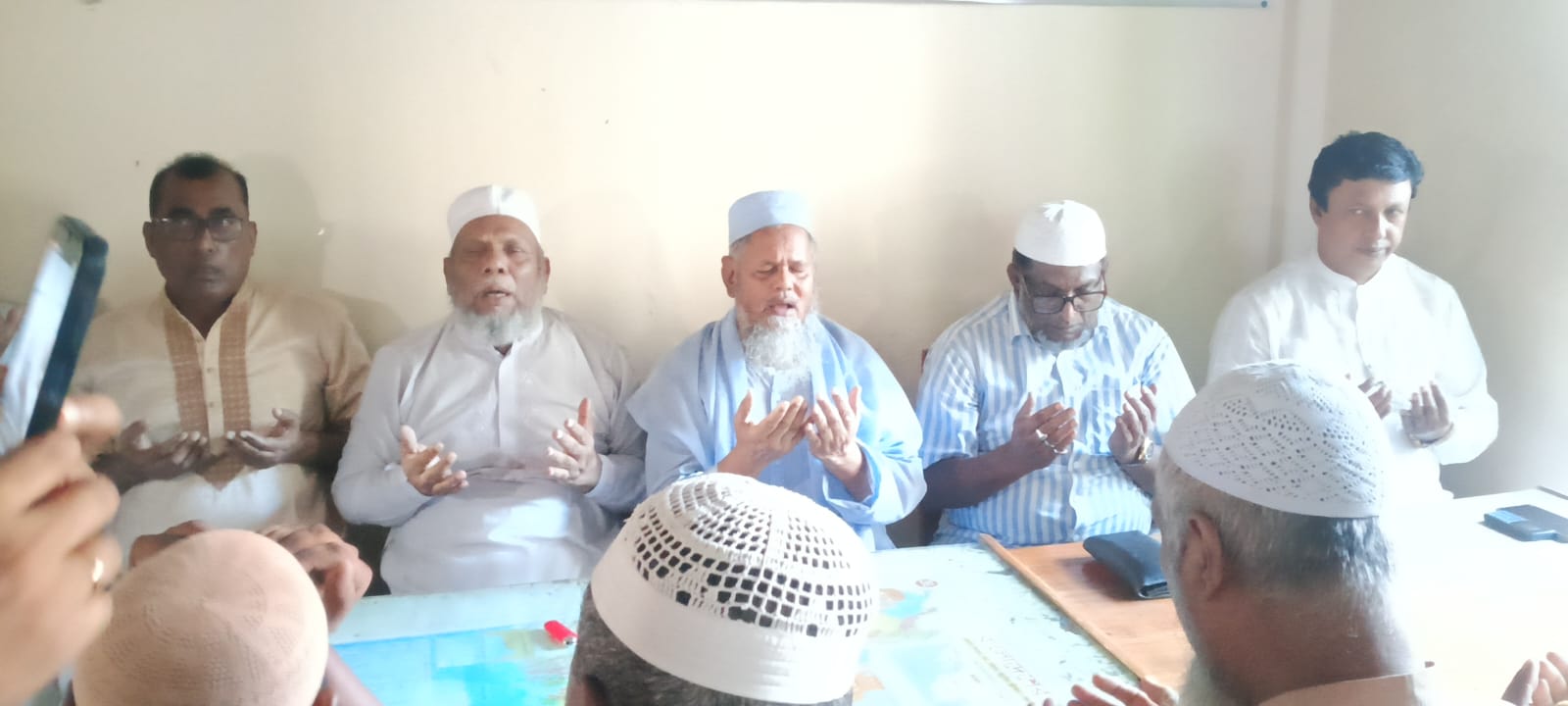 আজ বিশ্বনবী হযরত মোহাম্মদ (সাঃ) এঁর মিলাদ ও দোয়া মাহফিল অনুষ্ঠিত।