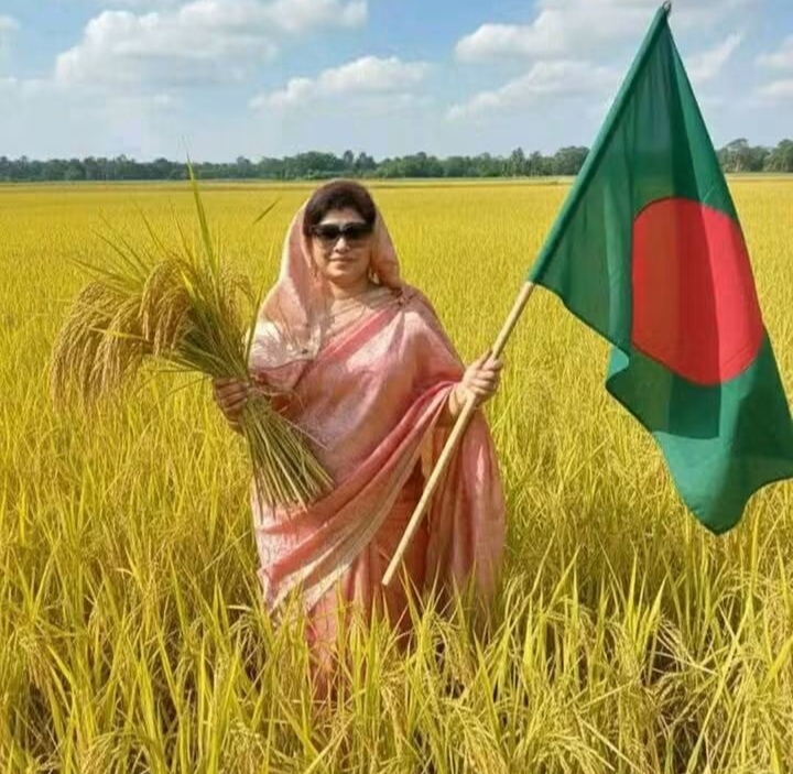 কৃষি মন্ত্রণালয়ের সংসদীয় স্থায়ী কমিটির সদস্য সাবিরা সুলতানা মুন্নী: যশোরজুড়ে আনন্দের বন্যা, তারেক রহমানকে ধন্যবাদ তৃণমূলের।