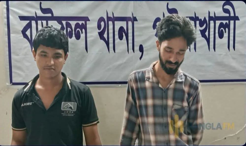 বাউফলে ১০০ পিস ইয়াবা সহ দুই যুবক গ্রেফতার।