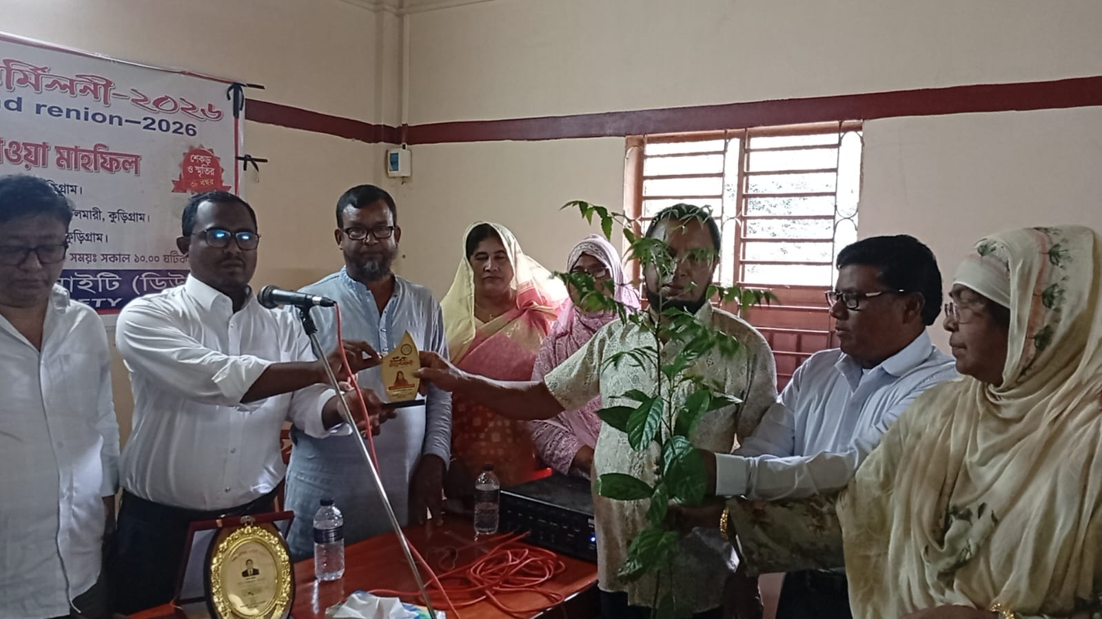 চিলমারীতে “ডাবল এইট ওয়েলফেয়ার সোসাইটির” ৫ম প্রতিষ্ঠা বার্ষিকী ও পুর্নমিলনী-২০২৬ অনুষ্ঠিত হয়েছে।