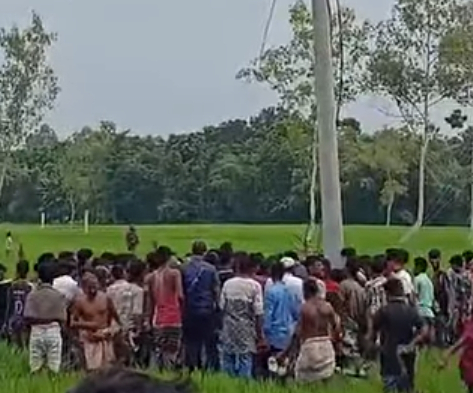 মাছ ধরতে গিয়ে নিখোঁজ, একদিন পর ধানক্ষেতে অটোরিকশাচালকের মরদেহ।