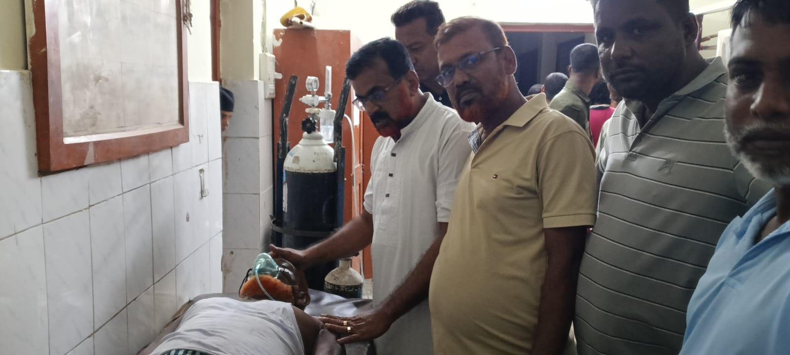 ৩নং বাহিরচর ইউনিয়ন একদিনে কু*কু*র- কা*ম*ড়ে আ*ক্রা*ন্ত ১২ জন