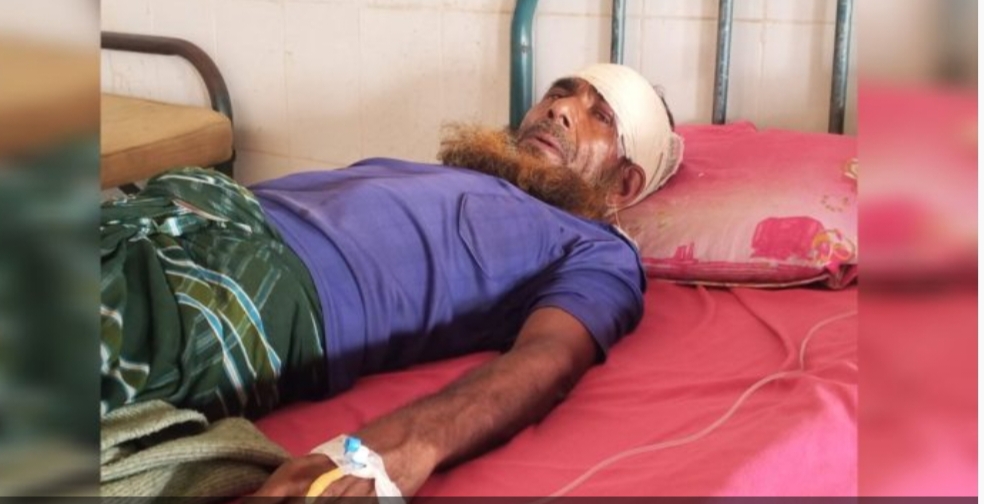 জমি বিরোধে দুইজনকে মারধরের অভিযোগ, থানায় লিখিত অভিযোগ