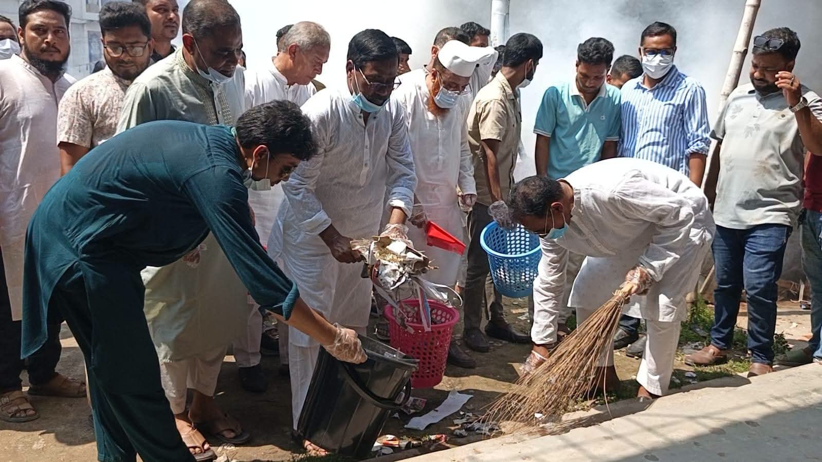 ডেঙ্গুর বিরুদ্ধে জনসম্পৃক্ততা বাড়াতে কুড়িগ্রাম জেলা বিএনপির অভিযান।