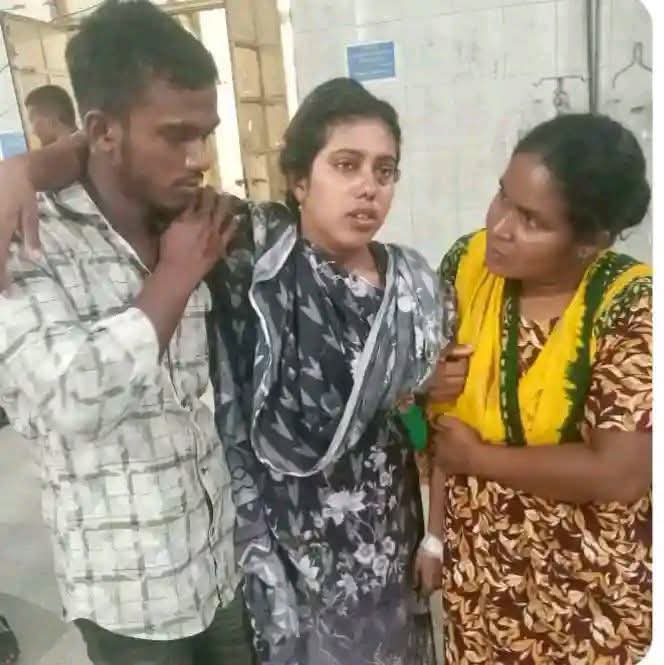 শিরোনাম:-কুষ্টিয়ায় গনধ’র্ষন ৪ দিন মৃত্যুর সাথে লড়ে হেরে গেলো তরুনী।