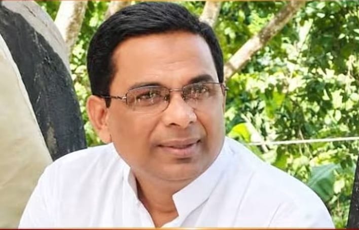 পাবনায় মিছিলের প্রস্তুতিকালে উপজেলা আ.লীগ সভাপতিসহ আটক ১৫
