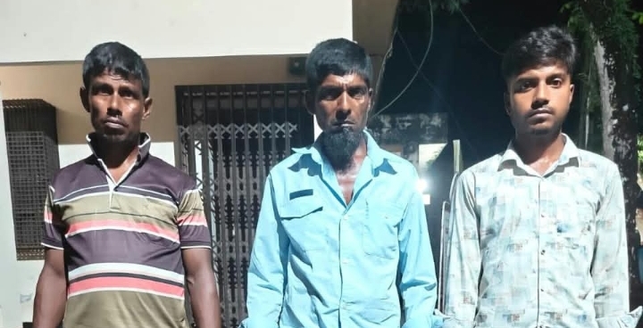 ঠাকুরগাঁওয়ে মাদকবিরোধী অভিযানে তিন জন আটকঃ