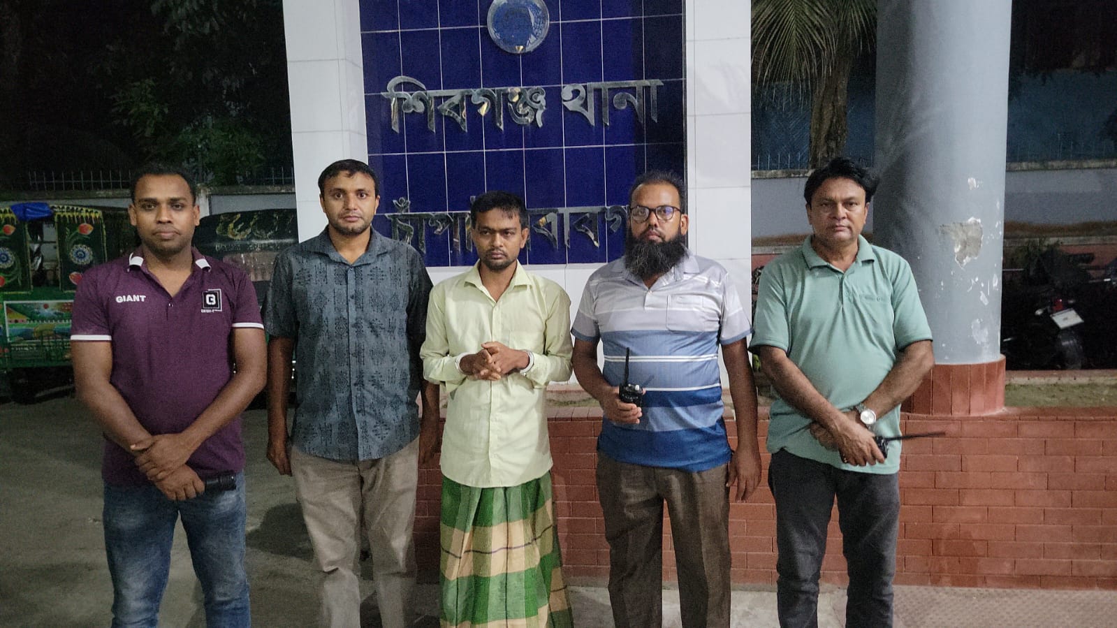 শিবগঞ্জে মাদক মামলার পলাতক সাজাপ্রাপ্ত আসামি ফেরদৌস গ্রেপ্তার