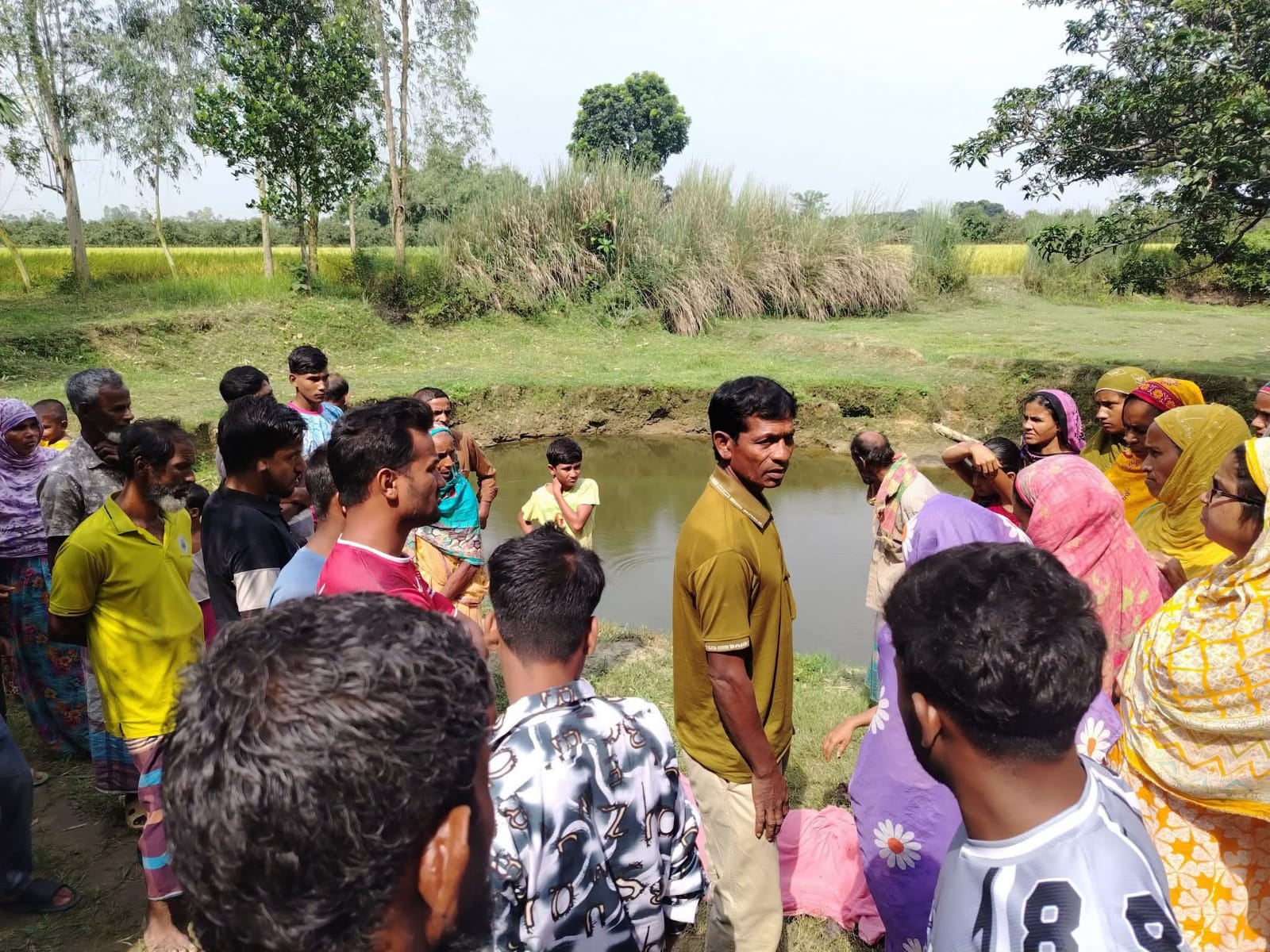 পুকুরে মিলল অন্তঃসত্ত্বা নারীর মরদেহ, মৃত্যুর কারণ নিয়ে রহস্য