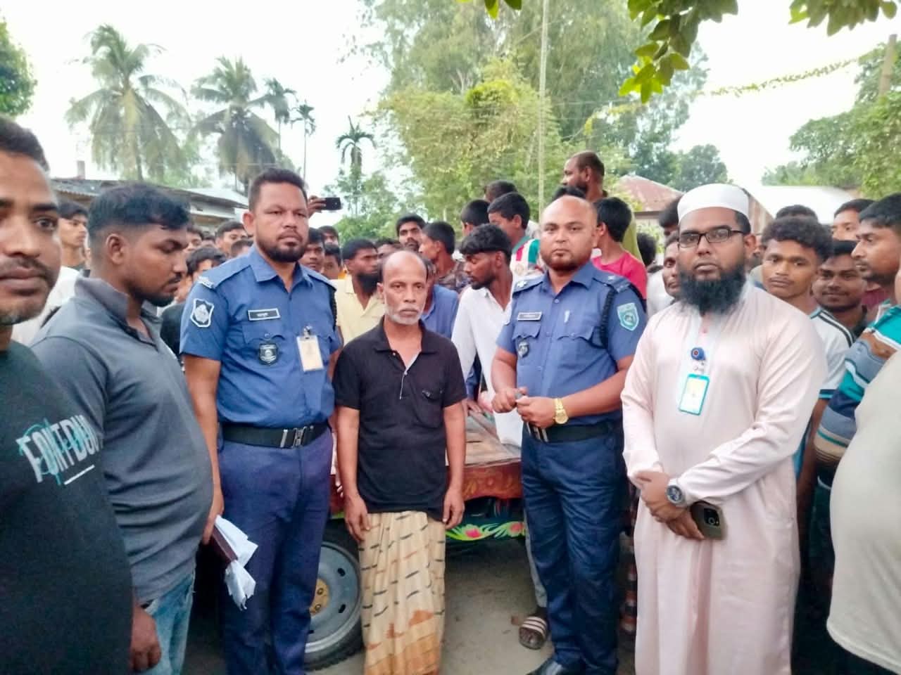 ঠাকুর গাঁও জেলার রাণীশংকৈল উপজেলার হোসেন গাঁও ইউনিয়নে মাদকব্যবসায়ীকে ৩ মাসের কারাদণ্ডঃ
