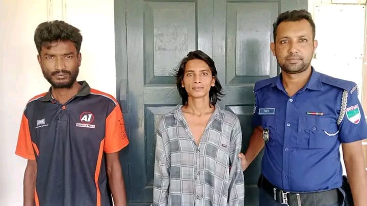 শিরোনাম:-হরিণাকুণ্ডুতে মাদকসহ ২ জন গ্রেফতার, ভ্রাম্যমাণ আদালতে ৪৫ দিনের কারাদণ্ড”