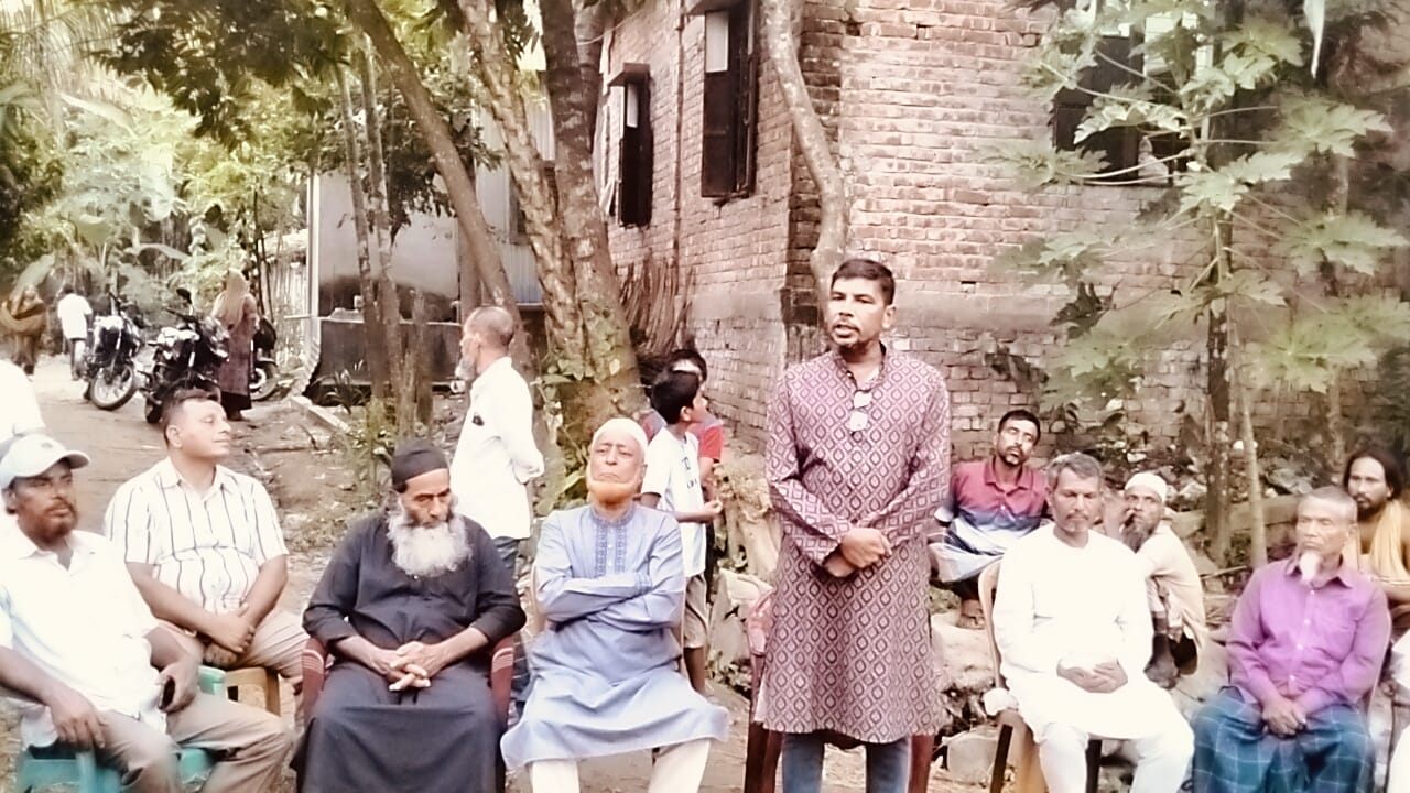 ​গয়হাটা ইউনিয়নের উন্নয়নে পরিবর্তনের অঙ্গীকার: শান্তিনগরে চেয়ারম্যান পদপ্রার্থী জাকির তালুকদারের উঠান বৈঠক অনুষ্ঠিত