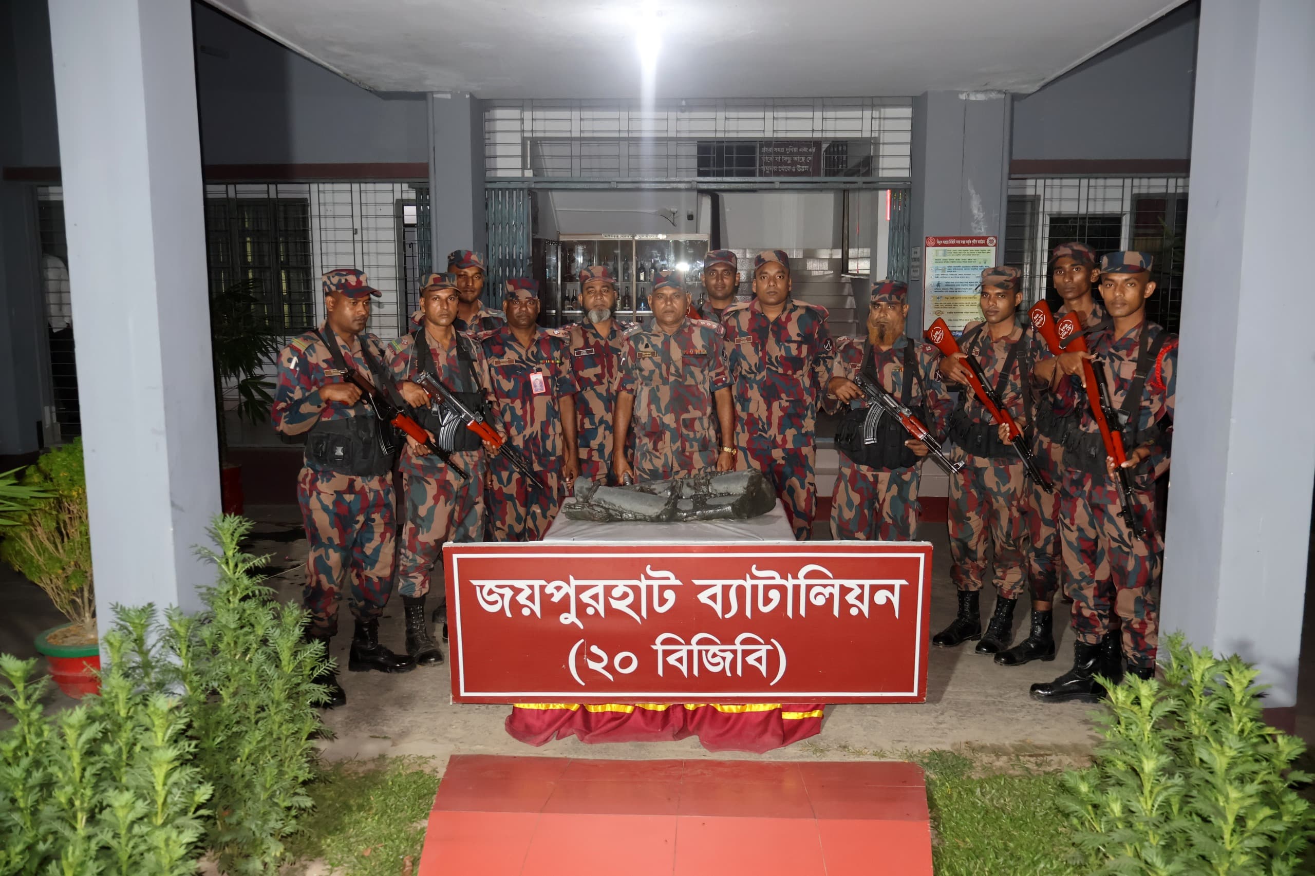 পাঁচবিবিতে তুলসীগঙ্গা নদী থেকে ৮৫ লক্ষ টাকা মূল্যের বিষ্ণুমূর্তি উদ্ধার